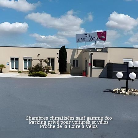 Le Petit Logis Ξενοδοχείο Beaumont-en-Véron Εξωτερικό φωτογραφία