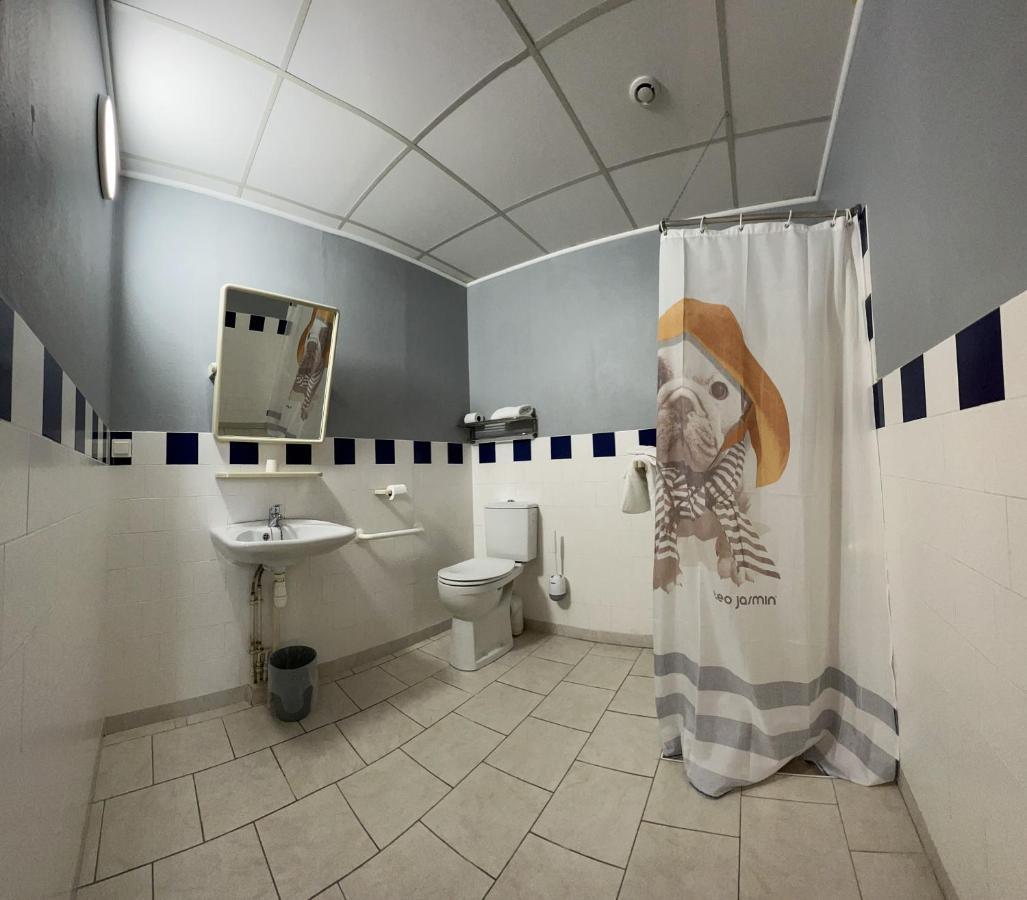 Le Petit Logis Ξενοδοχείο Beaumont-en-Véron Εξωτερικό φωτογραφία